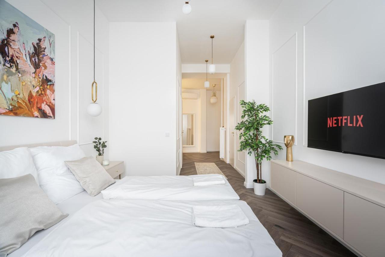 E13 - Grand Boulevard Heritage Suite - Best Location By Bqa Budapešť Exteriér fotografie