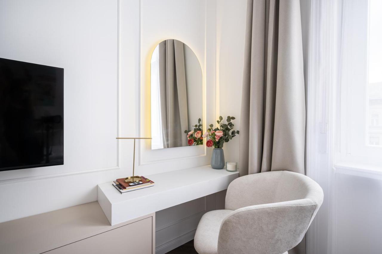 E13 - Grand Boulevard Heritage Suite - Best Location By Bqa Budapešť Exteriér fotografie